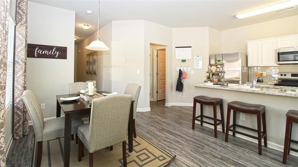 Building Photo - 3577 Brycewood Dr