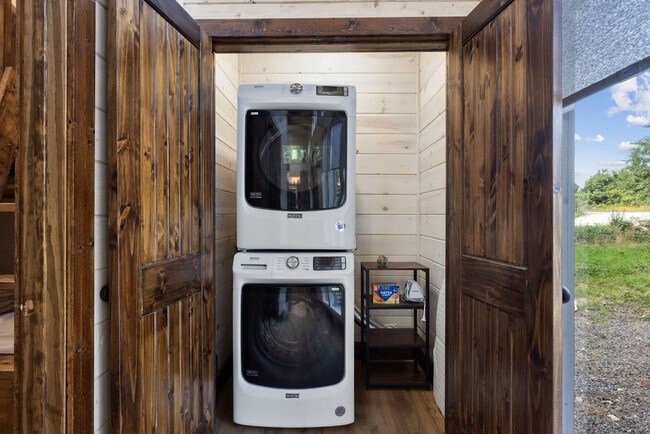 Building Photo - 25 Eagle Pne Ln