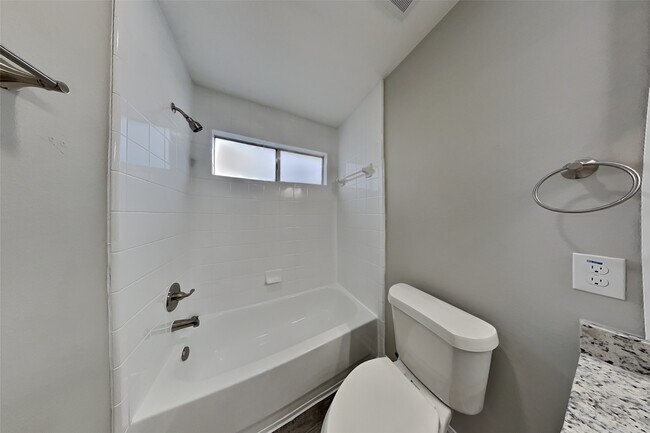 Building Photo - 14602 Harcourt Bridge Ct