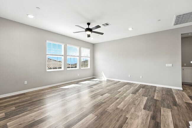 Building Photo - 3459 Aspen St