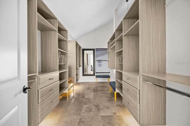 Building Photo - 2327 4th Ave N