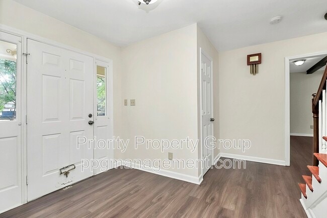 Building Photo - 11323 Harrowfield Rd