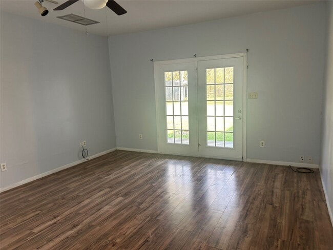 Building Photo - 17030 Morgan Ln