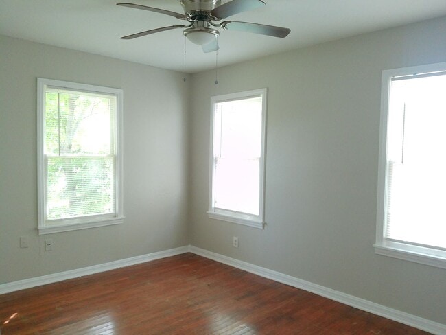 Building Photo - 3510 Austin St