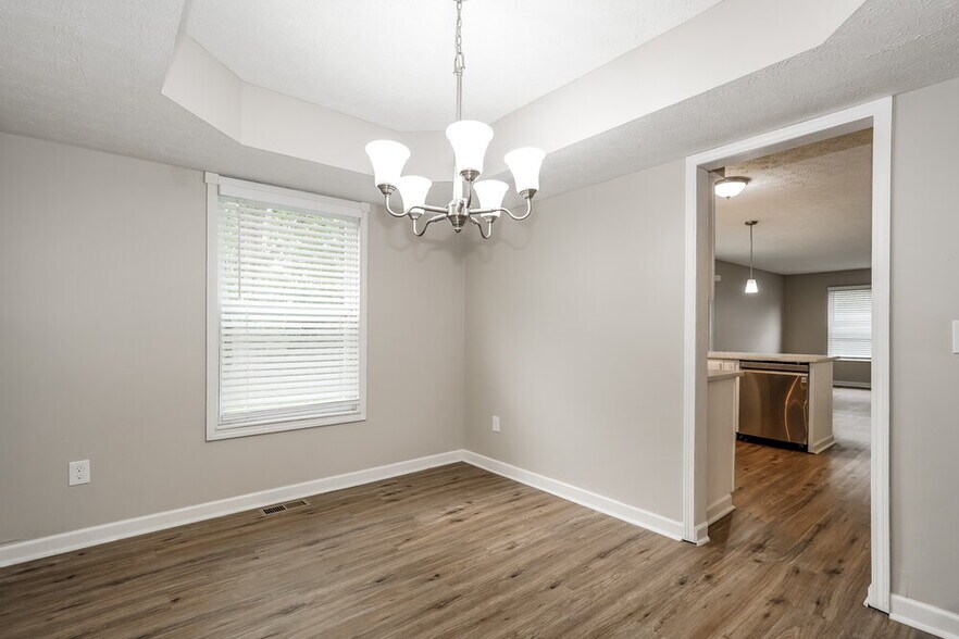 Building Photo - 2656 Willowgate Rd