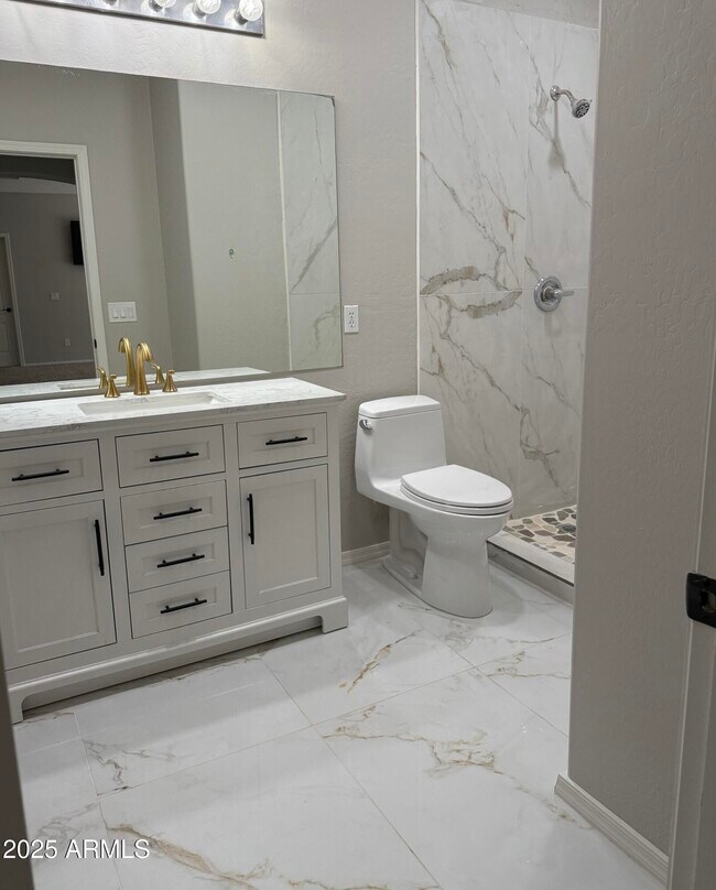Building Photo - 4825 W Milada Dr