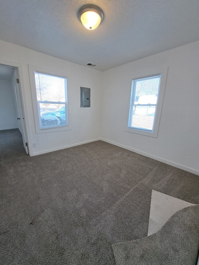 Building Photo - 2251 Martin Ave