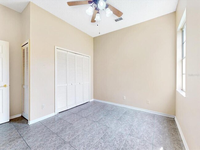 Building Photo - 3943 Ocita Dr