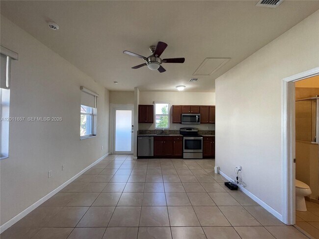 Building Photo - 9262 SW 171st Ct