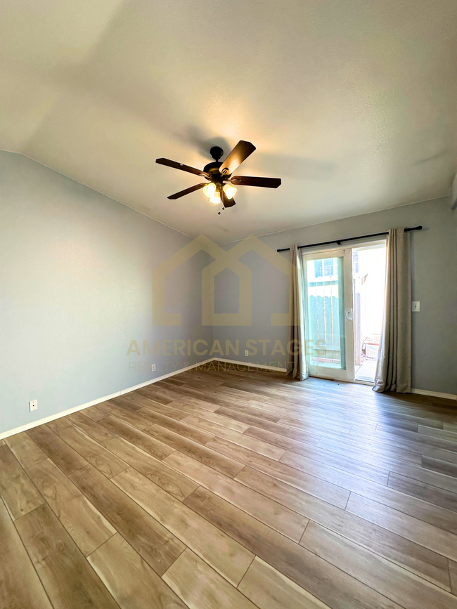 Building Photo - 4226 Woodmere Rd