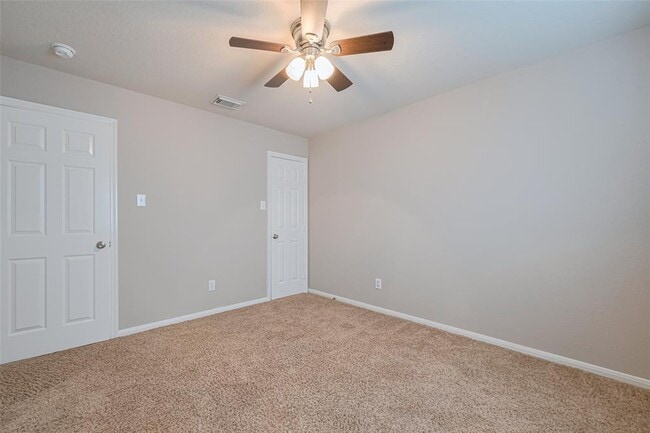 Building Photo - 17323 Thicket Hollow Ln