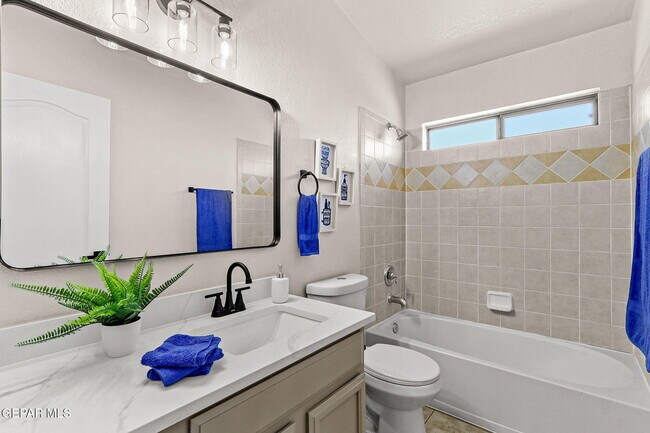 Building Photo - 3121 Tierra Paola Ln