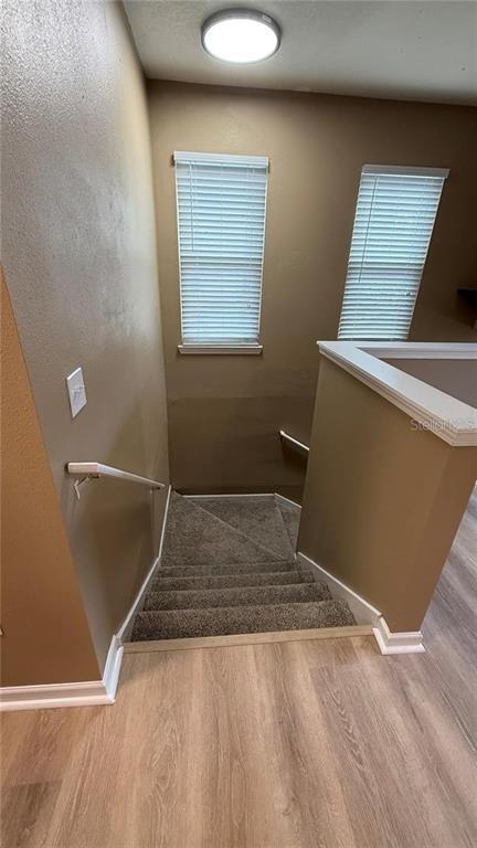 Building Photo - 10414 Villa View Cir