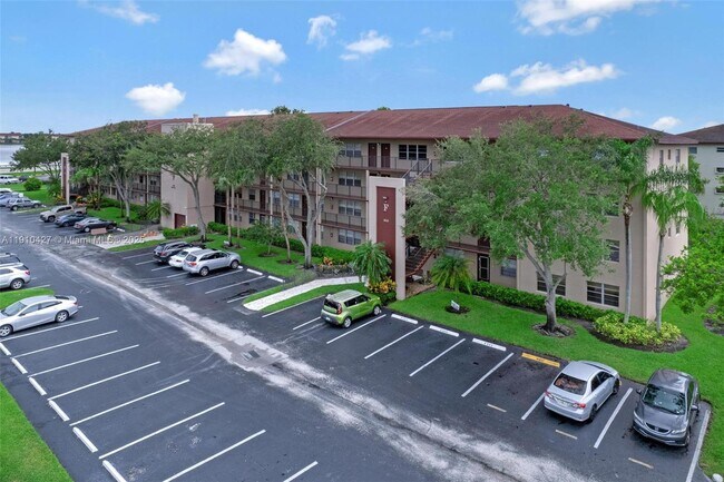 Primary Photo - 800 SW 131st Ave