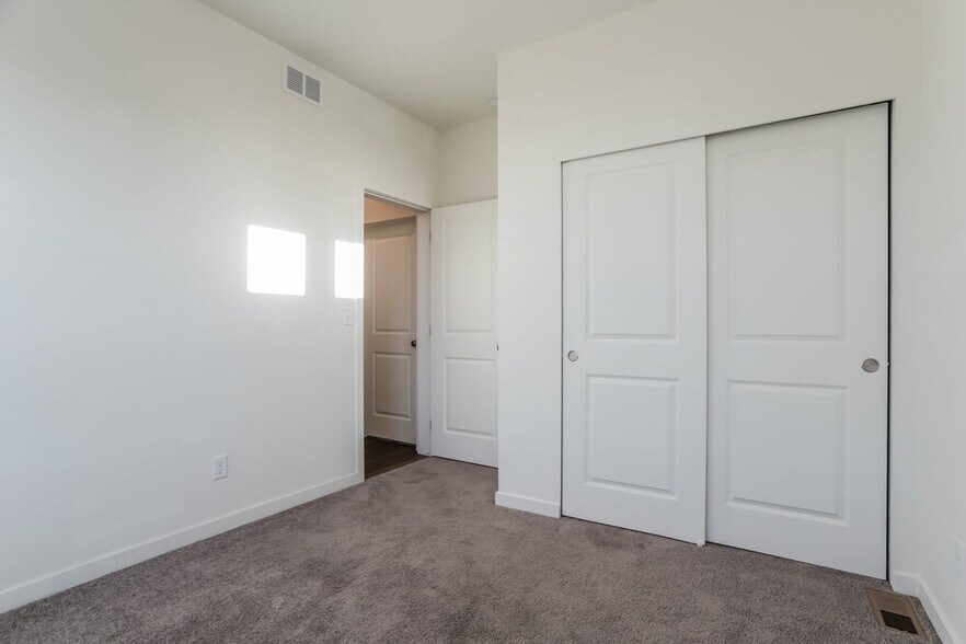 Building Photo - 4773 N Tower Ct