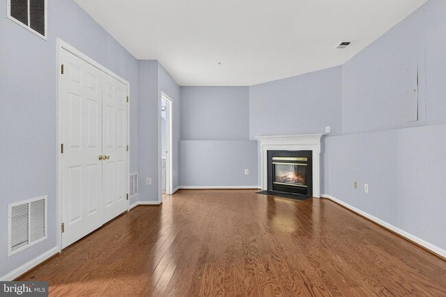 Building Photo - 2901 Mainstone Dr