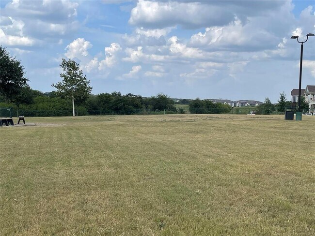 Building Photo - 1293 Nevarez