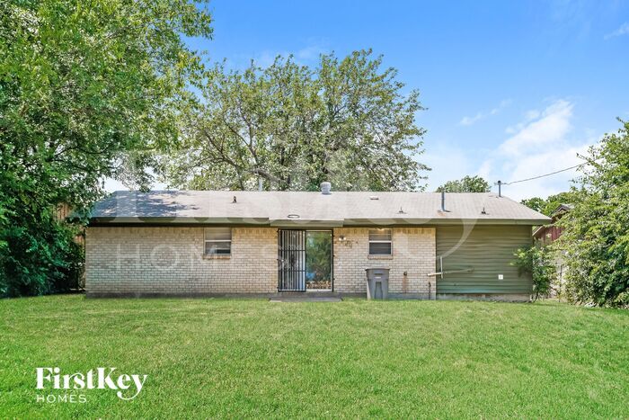 Building Photo - 6530 Gentle River Dr