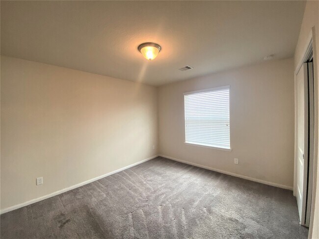 Building Photo - 14296 Empanada Dr