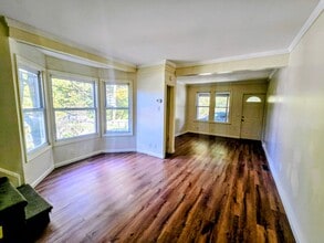 Building Photo - 420 N 12th St