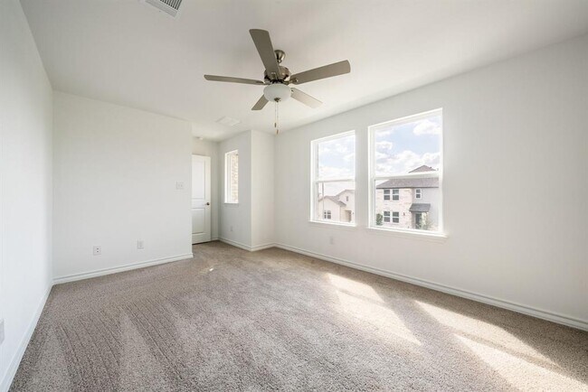 Building Photo - 123 Watkinville Rd