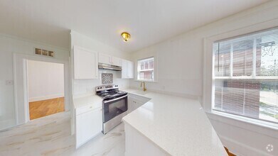 Building Photo - 2335 Riverside Ave! - 2ND FLOOR UNIT