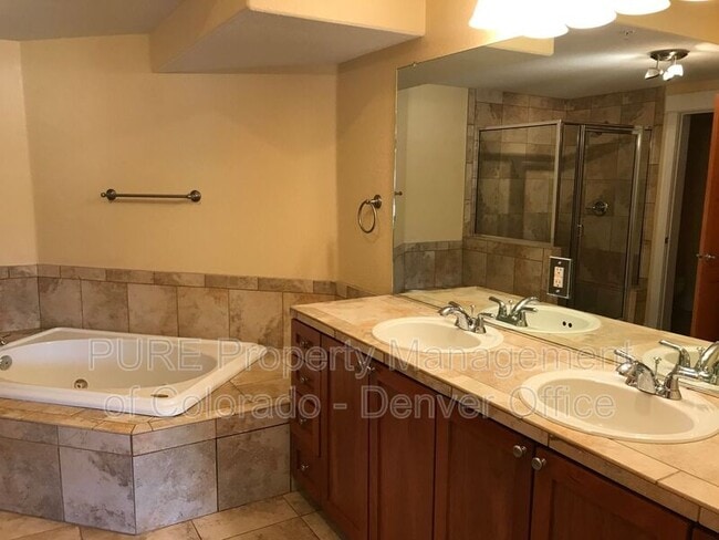 Building Photo - 1080 E 13th Ave