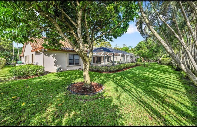 Building Photo - 5200 NW 67th Ave