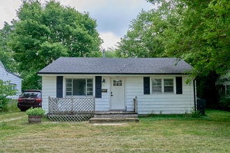 Building Photo - 1704 S Jersey Ave