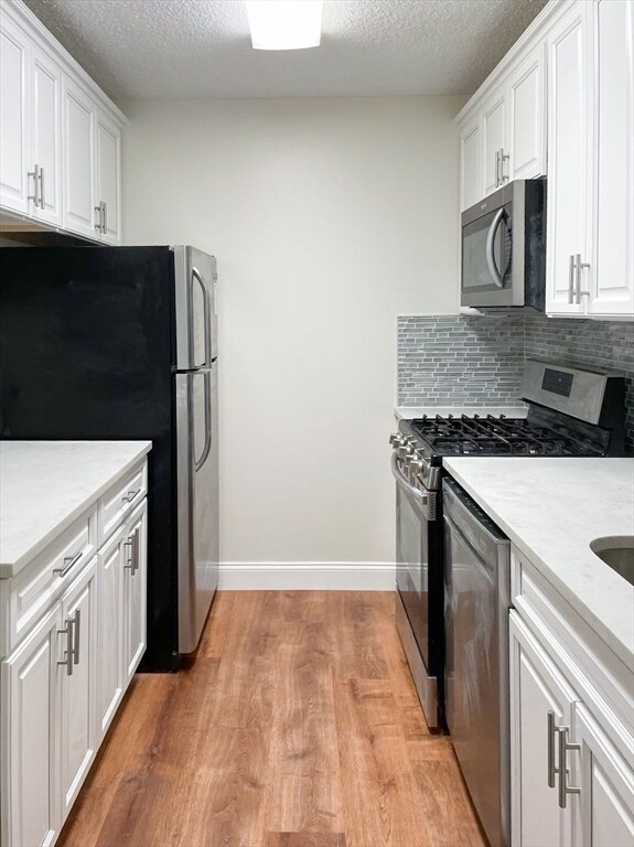 Primary Photo - 33 Pond Ave