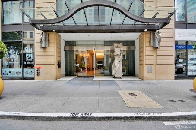 Building Photo - 199 New Montgomery St