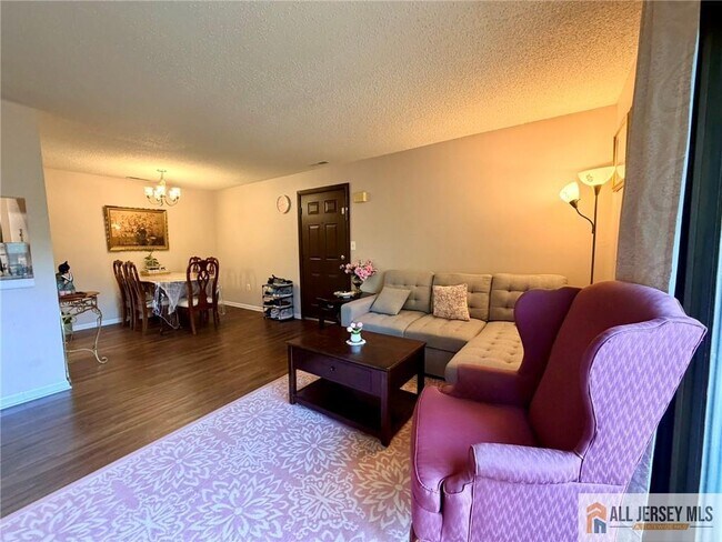Building Photo - 5215 Ravens Crest Dr
