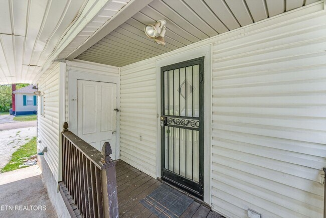 Building Photo - 2100 Cecil Ave