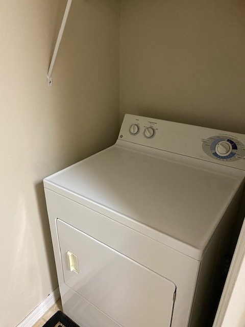 washer and dryer in unit - 3015 Chianti Ct