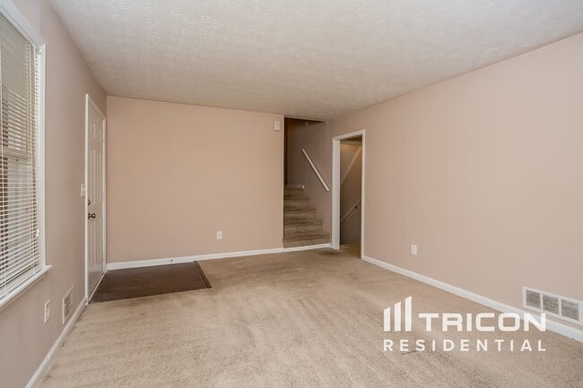 Building Photo - 2669 Peggy Sue Ln