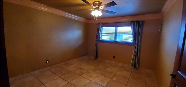Building Photo - 4323 Colombia Dr