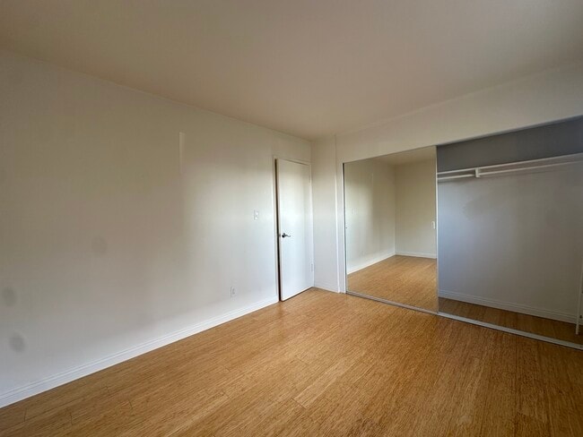 Building Photo - 23 Thornton Ave