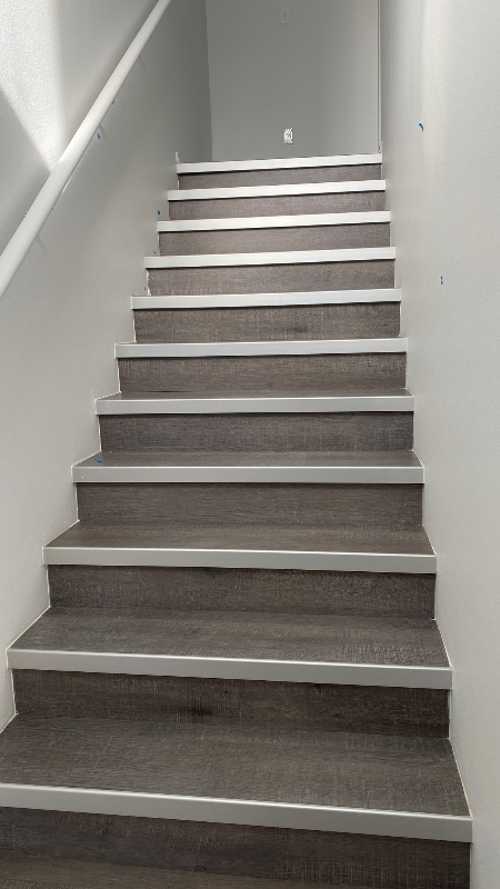 Building Photo - 2637 W Marina Dr