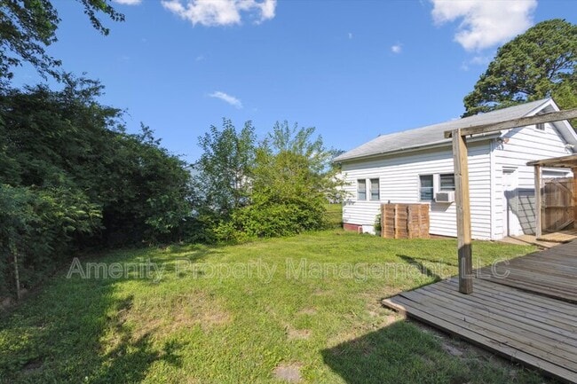 Building Photo - 21 Mansford Dr