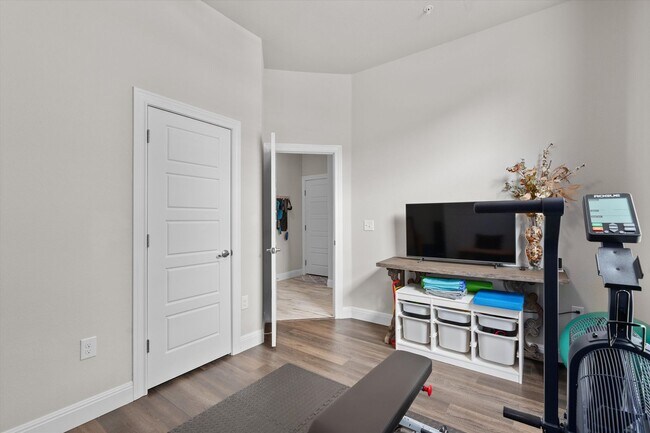 Building Photo - 127 Thelonious Dr