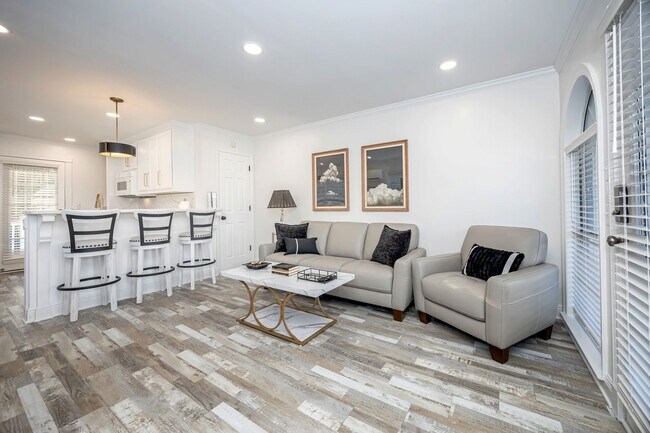 Building Photo - 1102 Stanfield Point Rd