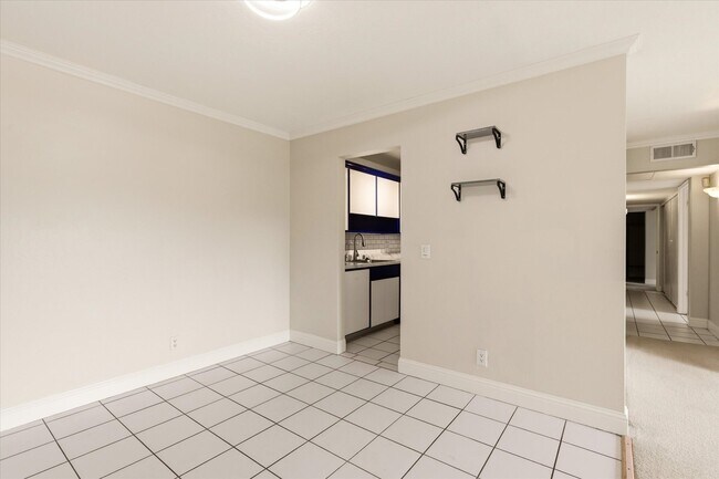 Building Photo - 450 N Civic Dr