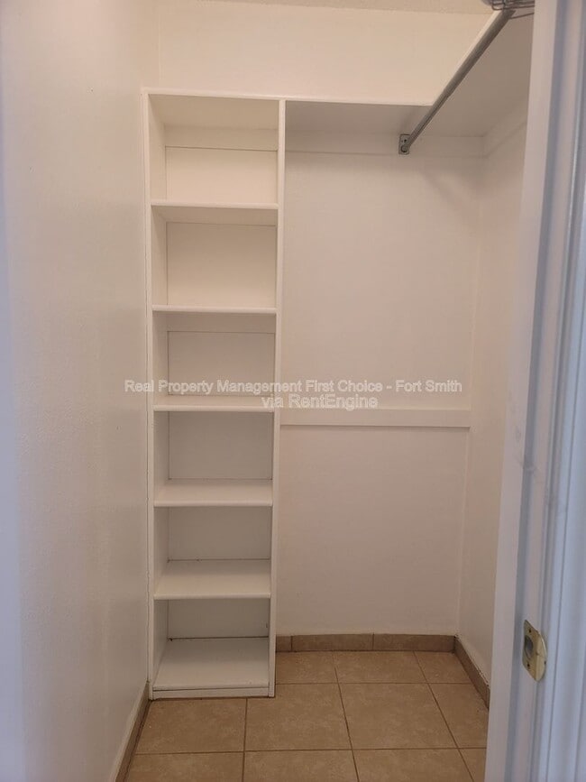 Building Photo - 3802 Owen St