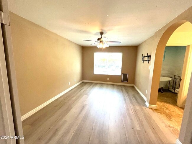 Building Photo - 34 S Rita Ln