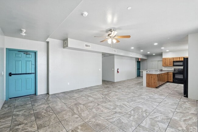 Building Photo - 50 N Mountain Ave