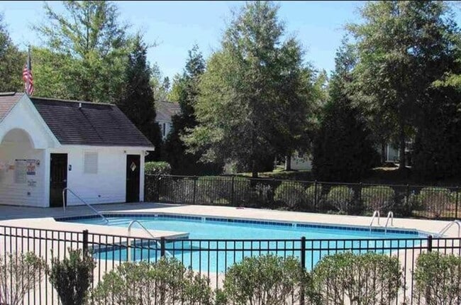 Building Photo - 8026 River Watch Ln