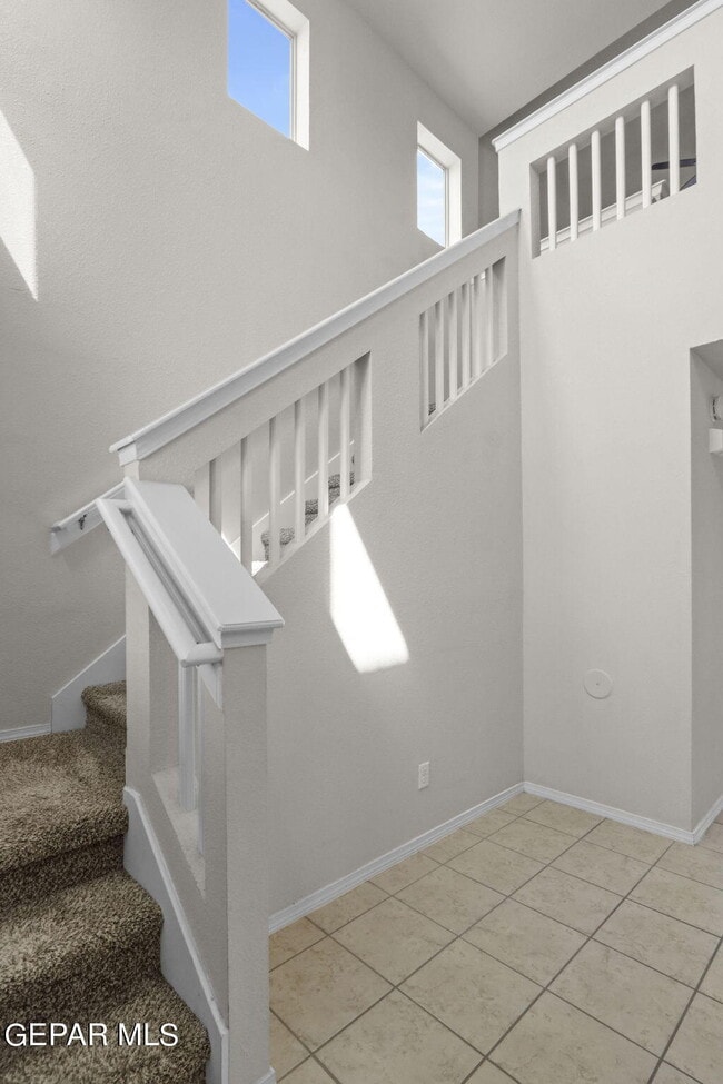 Building Photo - 2240 Decamp Point Pl