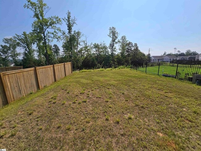 Building Photo - 246 Anna Gray Cir