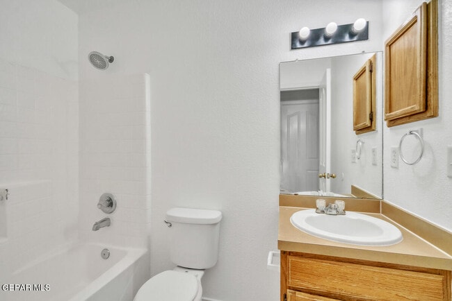 Building Photo - 12335 Tierra Baja Way