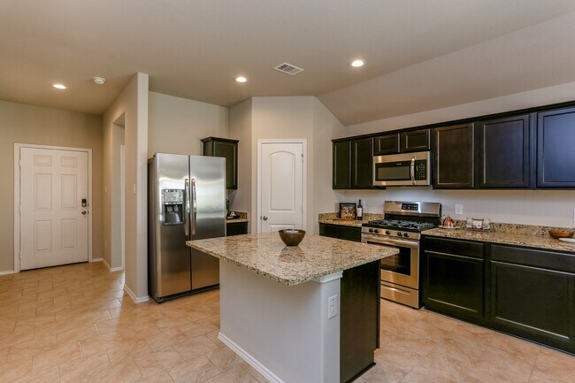 Building Photo - 9922 Southern Bayberry Dr